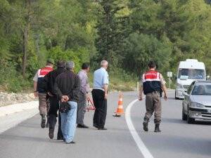 SERVİS OTOBÜSÜNÜN ÇARPTIĞI ADAM ÖLDÜ