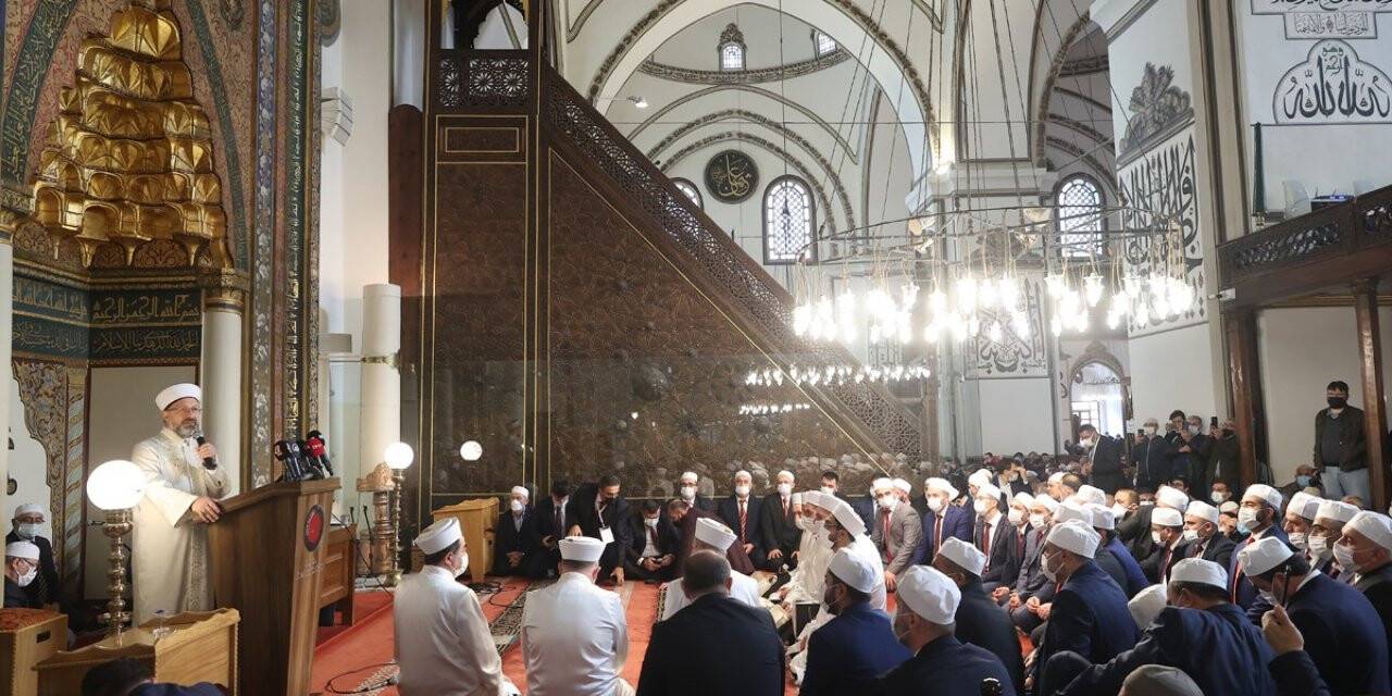 Diyanet İşleri Başkanı Erbaş: “Kur’an-ı Kerim bütün insanlar için bir hayat rehberidir”