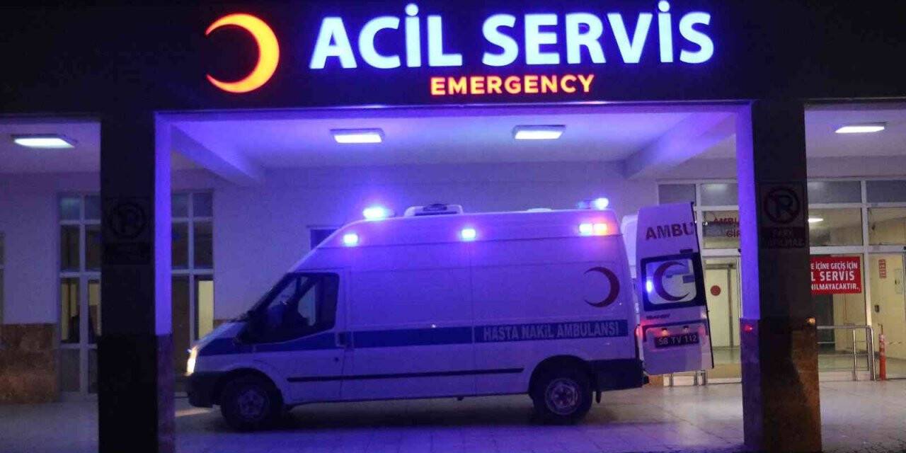 Hurda aracından düşen tüp patladı, 10 kişi zehirlendi