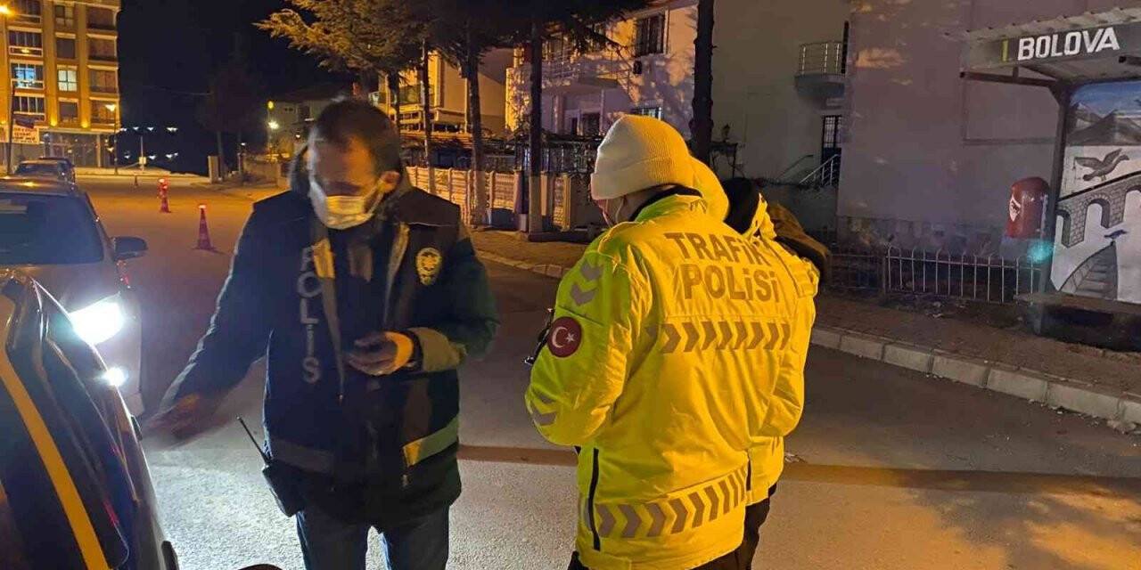 Bolvadin’de asayiş denetiminde 400 kişinin GBT sorgulaması yapıldı