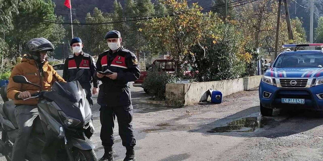 Jandarmadan kask denetimi
