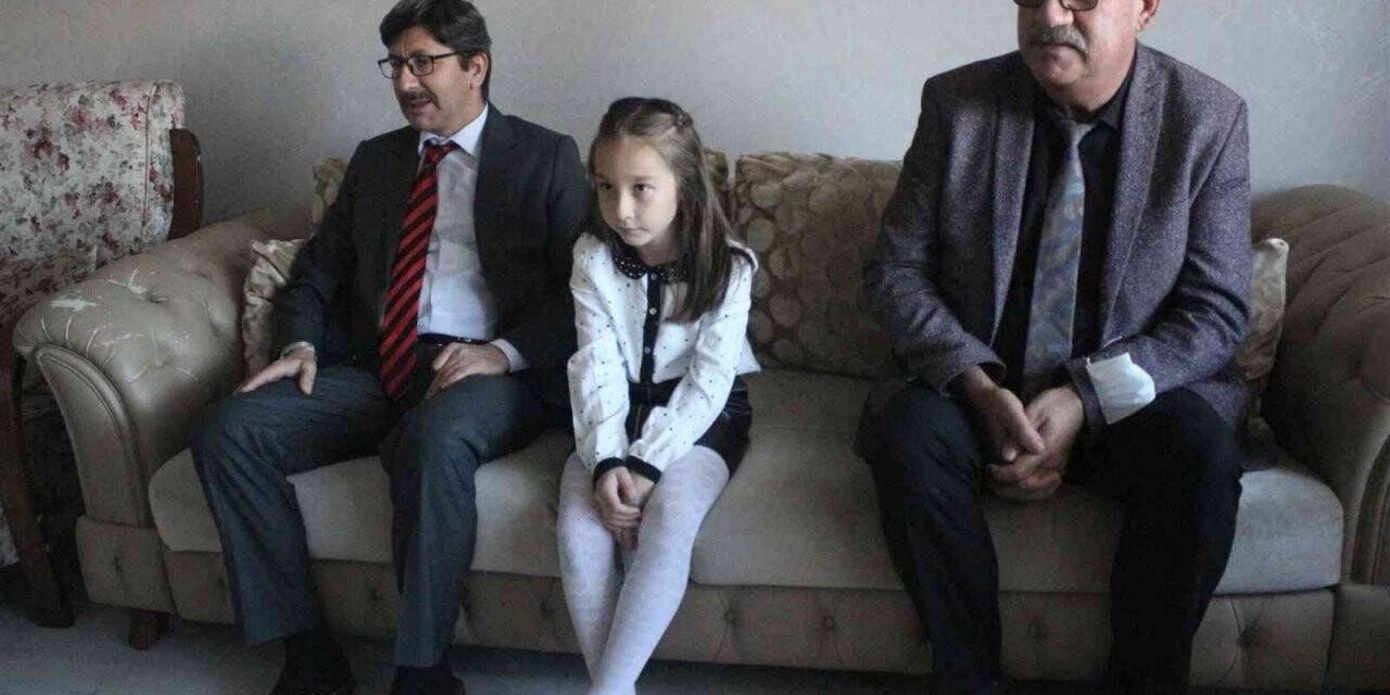 Yalçın ve kurum müdürleri velileri evinde ziyaret etmeye başladı