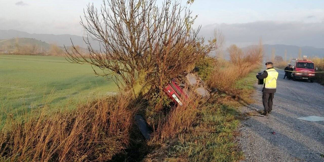 Takla atan otomobilin sürücüsü hayatını kaybetti
