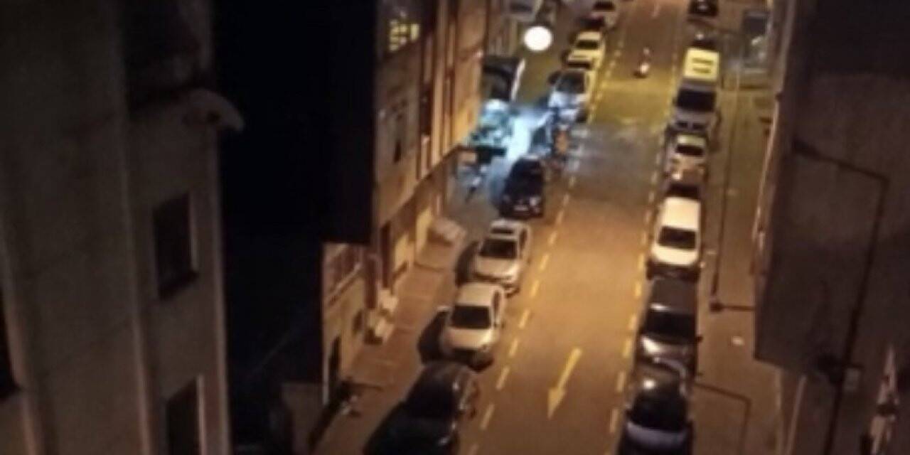 İstanbul’da bıçaklı gasp: “Yakalayın” diye bağırarak peşlerinden koştu