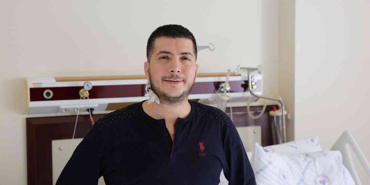 Küçük kesi ile yapılan ameliyatla aort kapağı değiştirildi