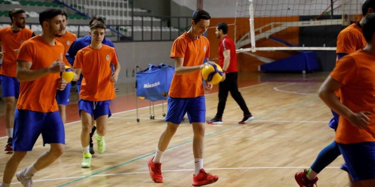 Fenerbahçe maçı öncesi başkan Taban’dan moral ziyareti