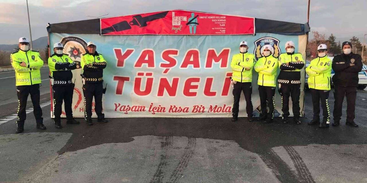 Elazığ’da sürücülere ’Bir Hareketine Bakar Hayat’ eğitimi verildi