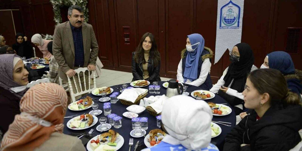 Başkan Yılmaz misafir öğrencileri ağırladı