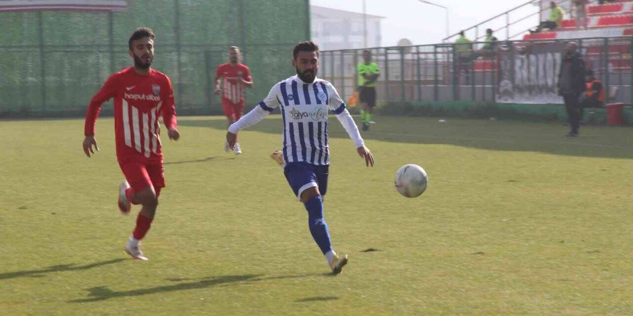 TFF 3. Lig: HD Elazığ Karakoçan: 1 - Beyoğlu Yeni Çarşı: 1