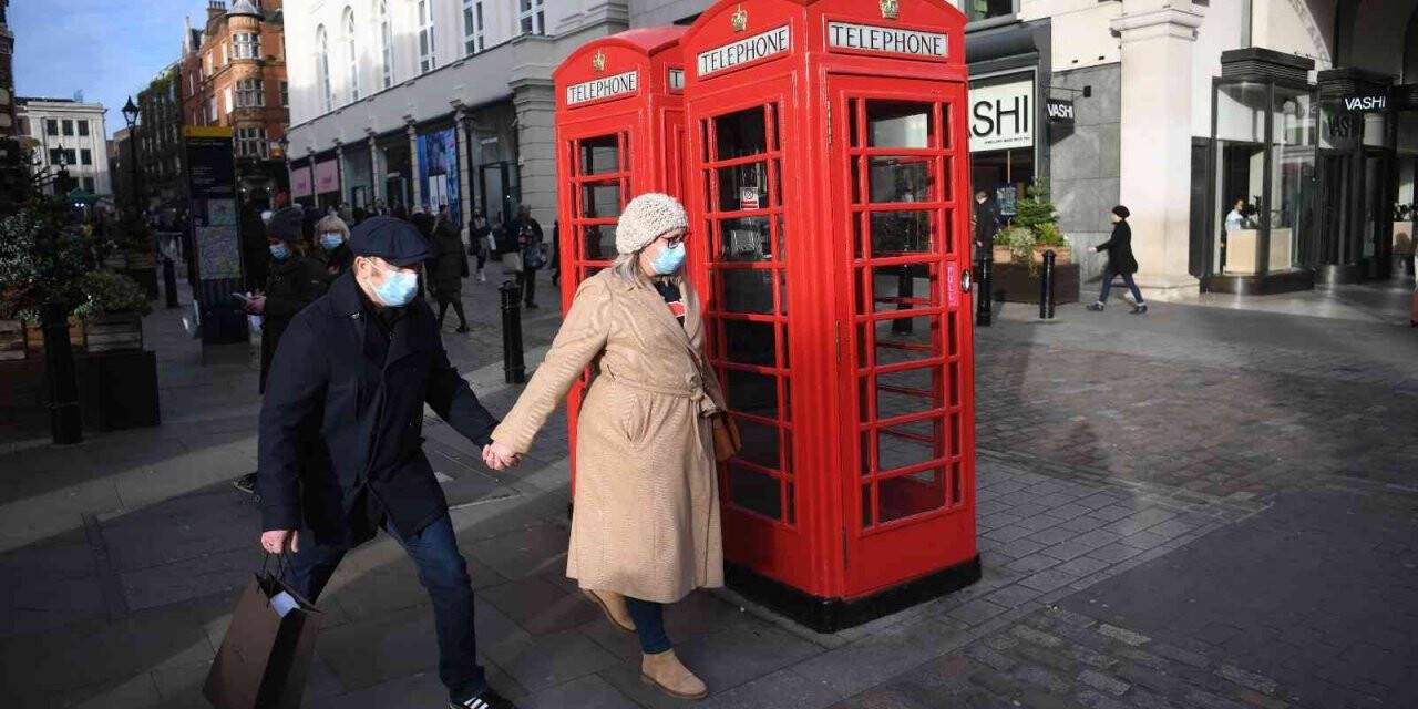 İngiltere’de uzmanlardan Omicron uyarısı: "Önlem alınmazsa 25 bin ila 75 bin arasında ölüm olabilir"