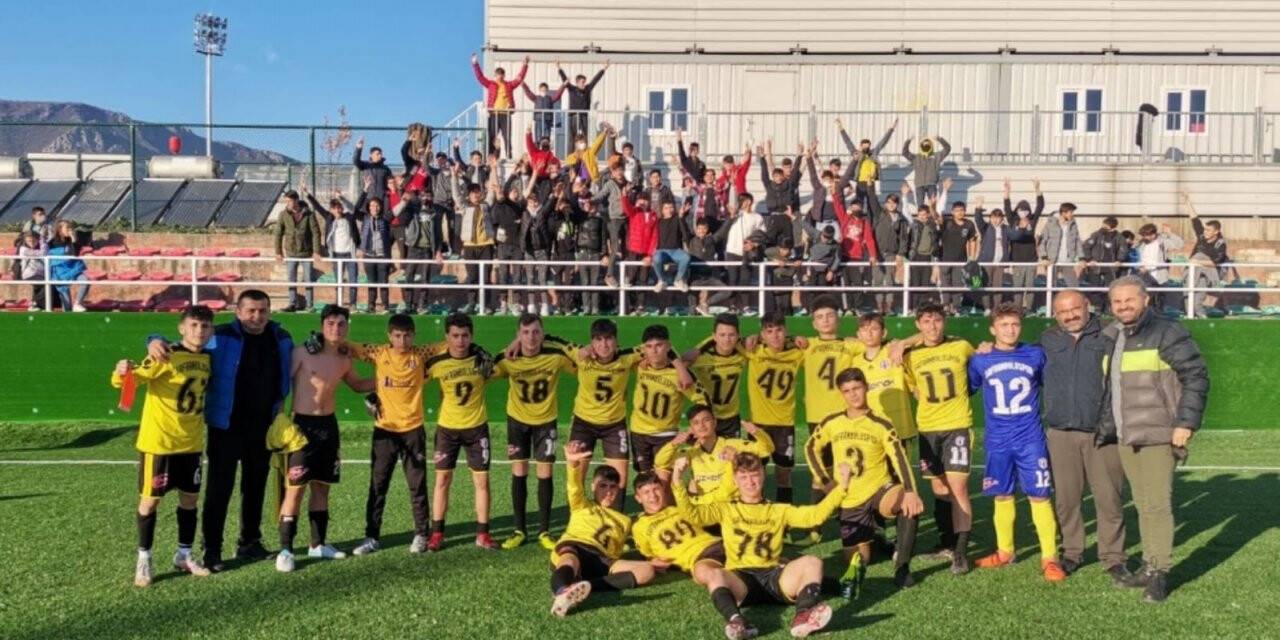 ‘Genç Erkekler Futbol Turnuvası’ şampiyonu belli oldu