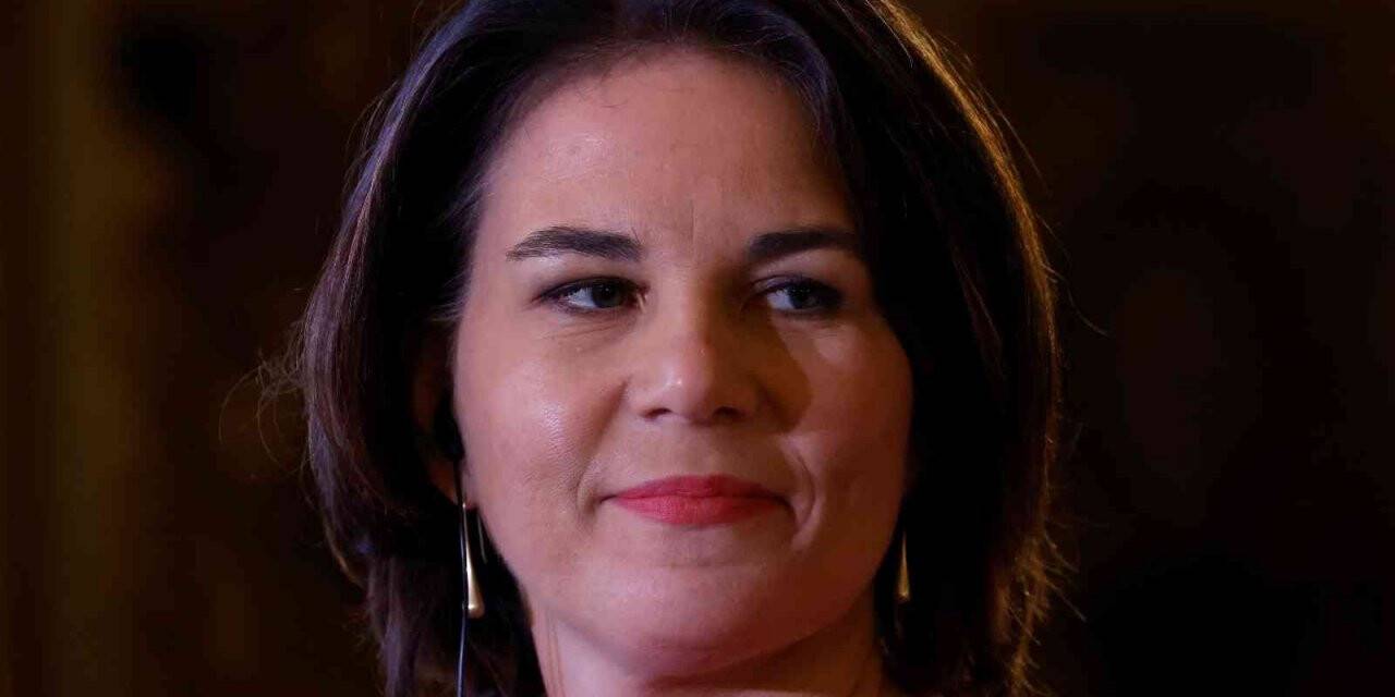 Almanya Dışişleri Bakanı Baerbock: "Rusya-Ukrayna sınırında gerilim azaltılmalı”