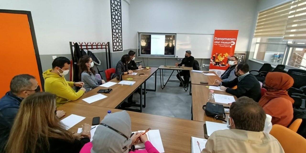 "Danışmanım Olur Musun?" projesine ilgi artıyor