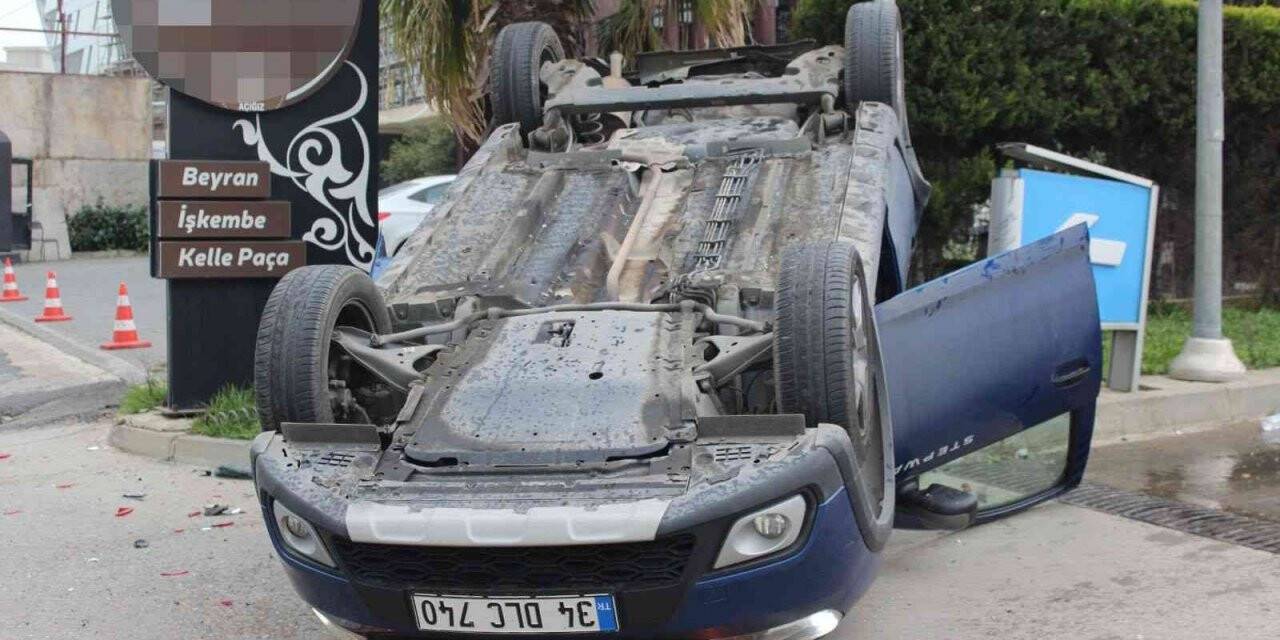 Kiraladığı aracı teslim etmeye giden çift, İETT otobüsünün çarpmasıyla takla attı