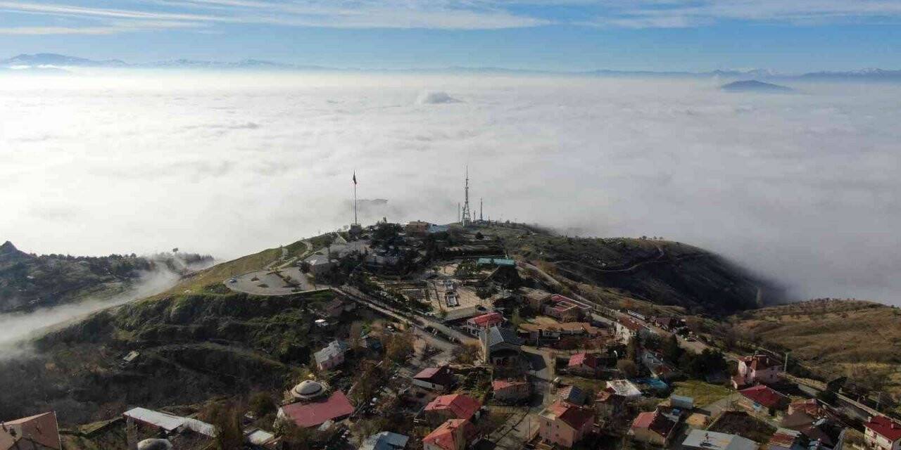 Elazığ sis denizinde kayboldu, eşsiz görüntüler oluştu