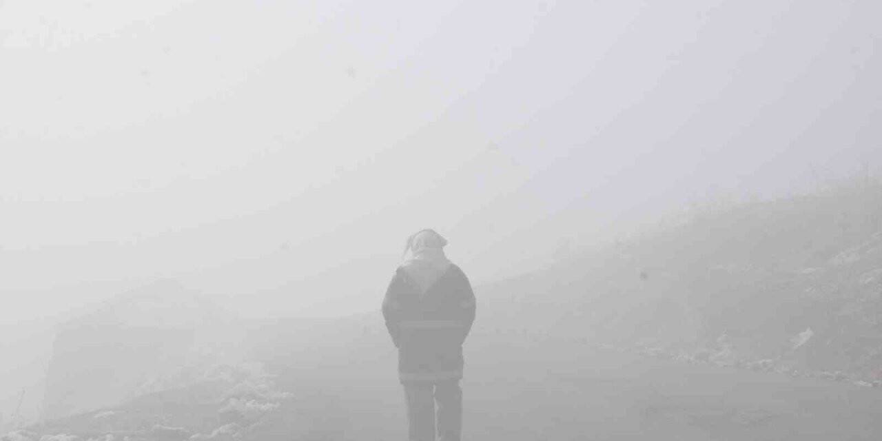 Yüksekova’da göz gözü görmüyor