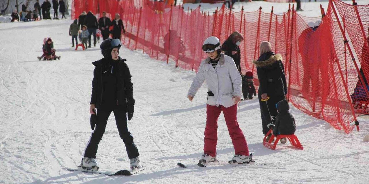 Palandöken hafta sonu doldu taştı