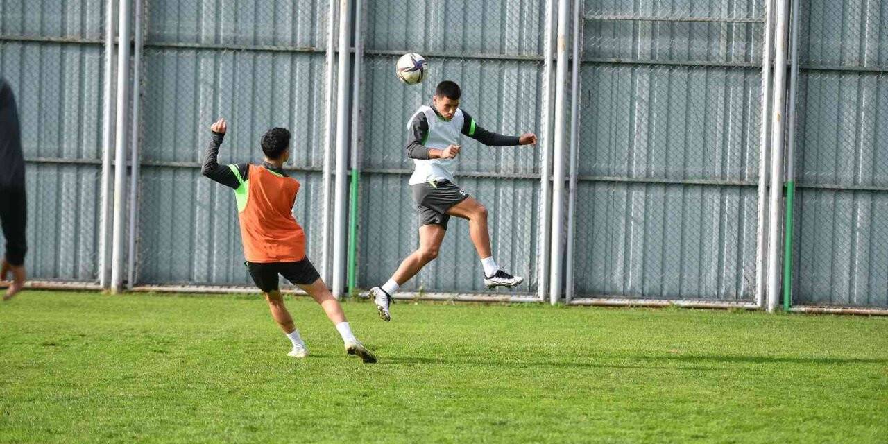 Bursaspor’da Ümraniyespor maçı hazırlıkları başladı