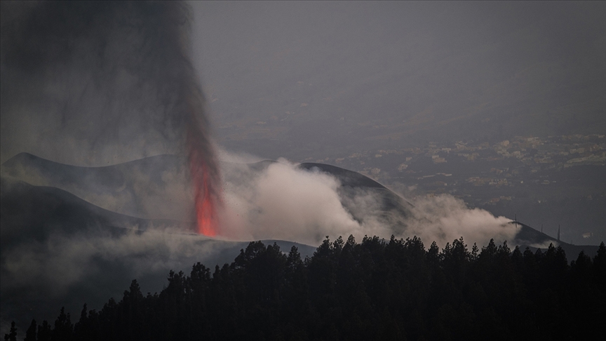 Cumbre Vieja, "La Palma Adası'nda en uzun süre aktif olan yanardağ" oldu
