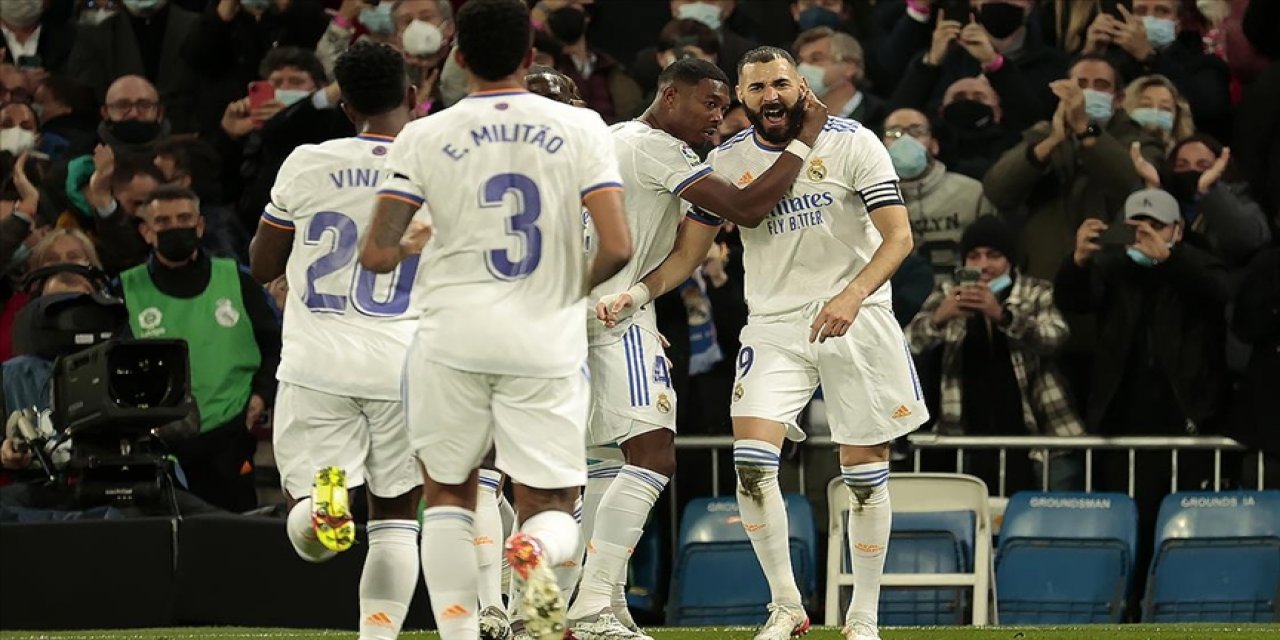La Liga lideri Real Madrid derbiyi rahat kazandı