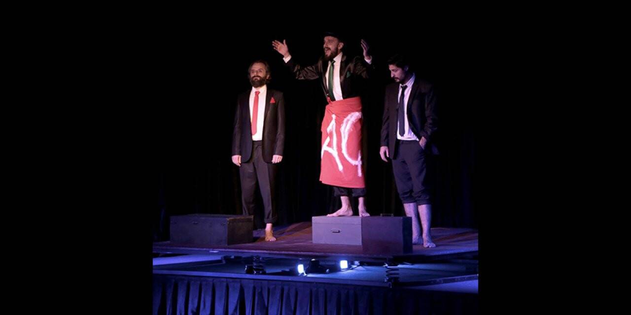 AKS-i Sahne 'Açık Denizde' oyunu ile sanatseverlere 'merhaba' dedi