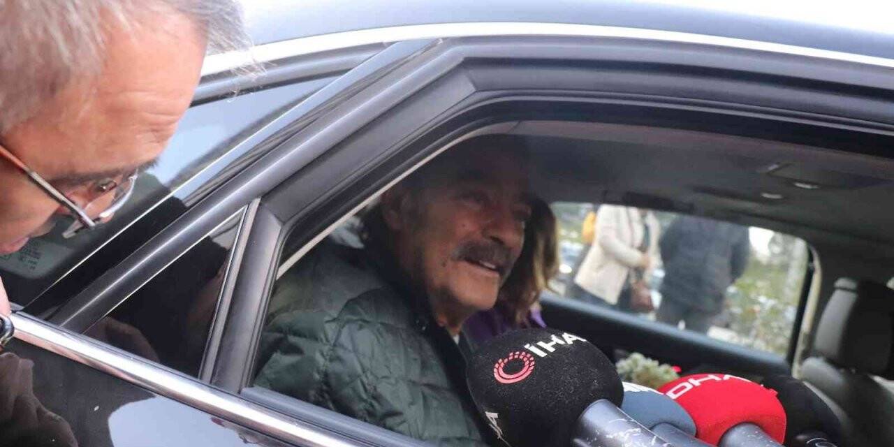 Kadir İnanır 22 gün sonra taburcu oldu