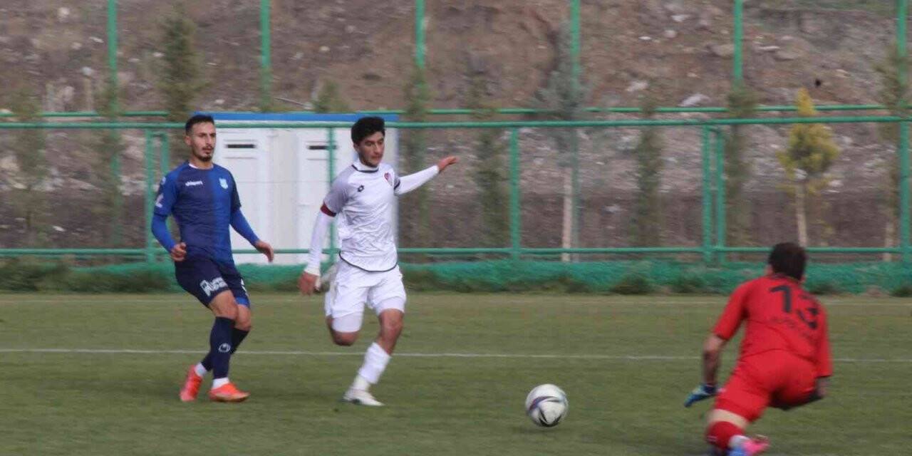 TFF 3. Lig: Elazığspor: 0 - Bursa Yıldırımspor: 1