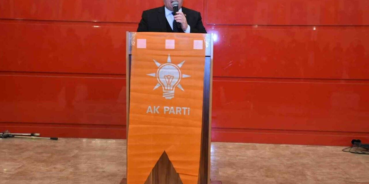 Belediye Başkanı Beyoğlu üniversiteli gençlerle bir araya geldi