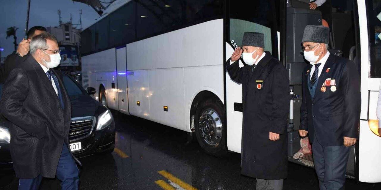 Tarsuslu gaziler Çanakkale gezisinden döndü