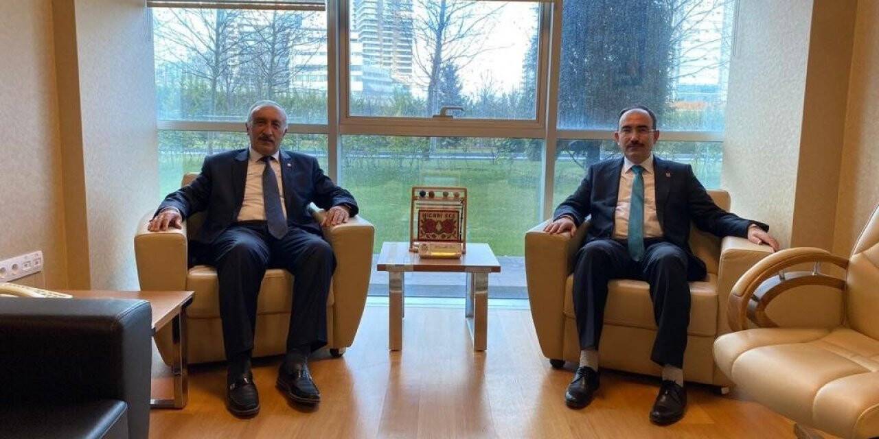 Rektör Beydemir, Danıştay Üyesi Hicabi Ece’yi ziyaret etti