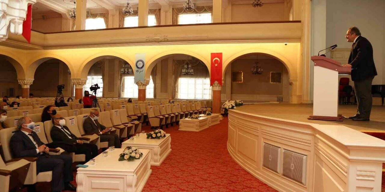 Bilim Kurulu üyesi  Prof. Dr. İlhan: "Türkiye’de toplumun üçte biri aktif tütün kullanıcısı"