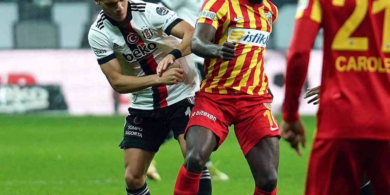 Spor Toto Süper Lig: Beşiktaş: 0 - Kayserispor: 0 (Maç devam ediyor)