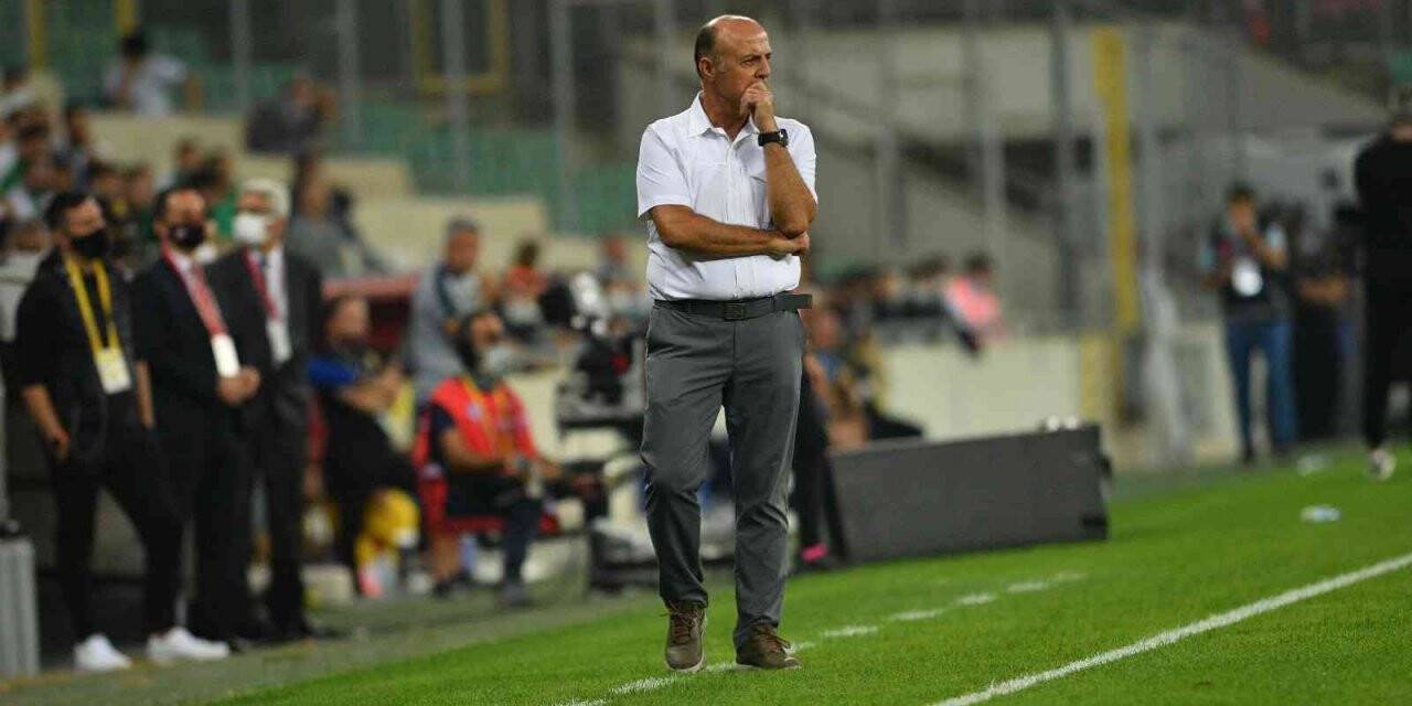 Bursaspor’da Özcan Bizati dönemi sona erdi