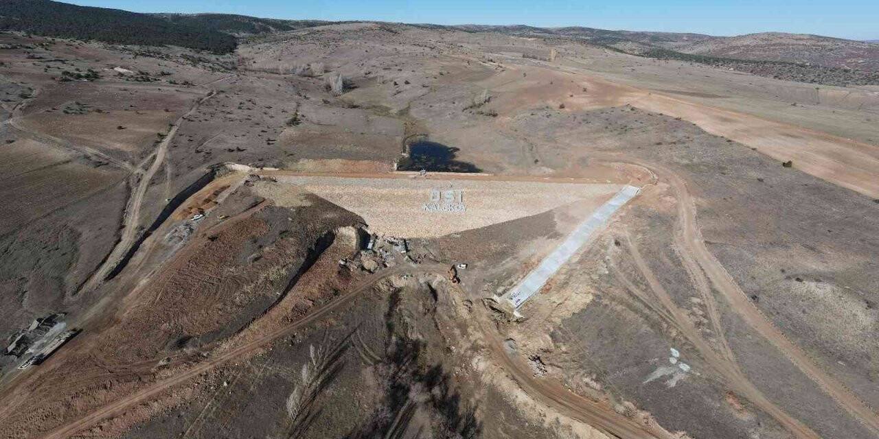 Sivas Yıldızeli Kaleköy Göleti’nde su tutulmaya başlandı