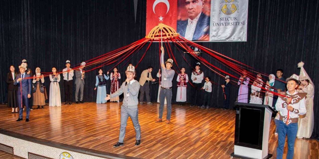 Selçuk Üniversitesinde 'Kırgızistan ve Cengiz Aytmato' programı düzenlendi