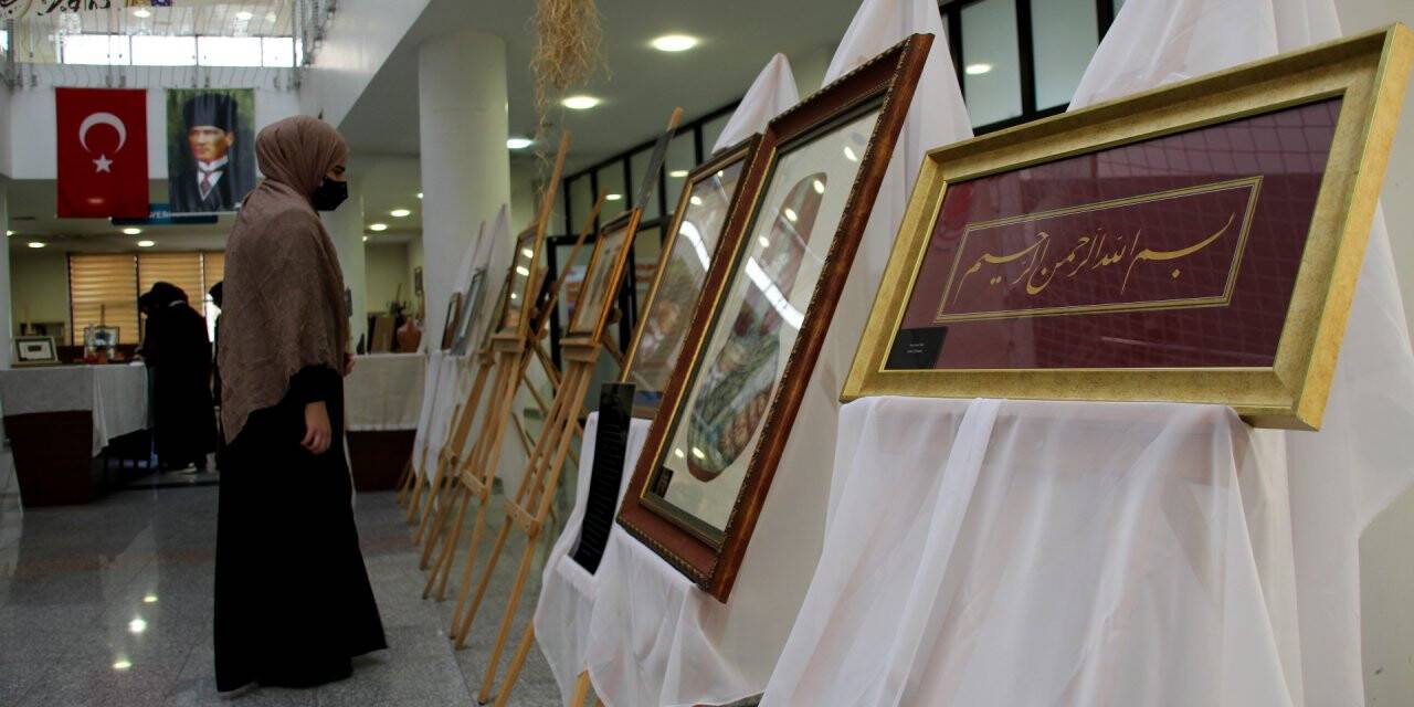 Konya'da liseli gençler Şebi-i Arus temalı sanat sergisi düzenledi