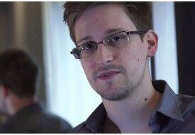 Snowden Rusya'dan sığınma talebinde bulundu