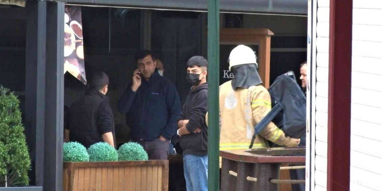 Pendik’te AVM’de yangın paniği