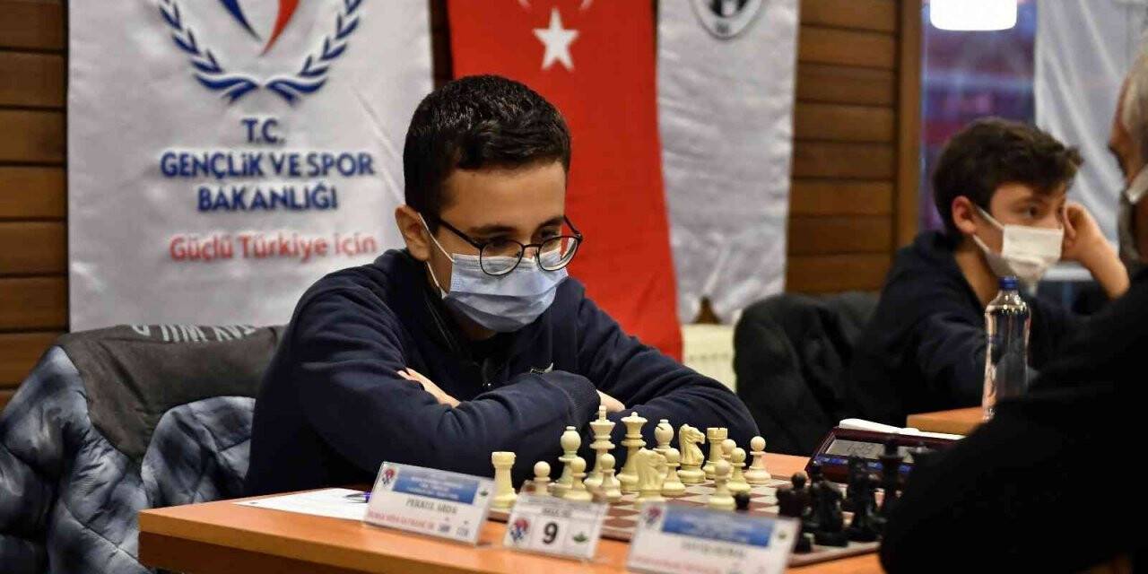 Satranç tutkunlarının madalya sevinci