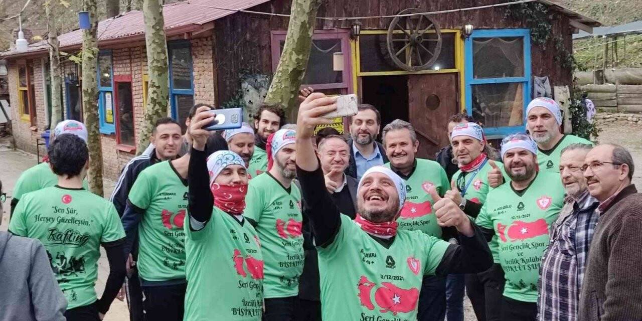 Başkan Koloğlu, bisikletlileri Cumayeri’nde ağırladı