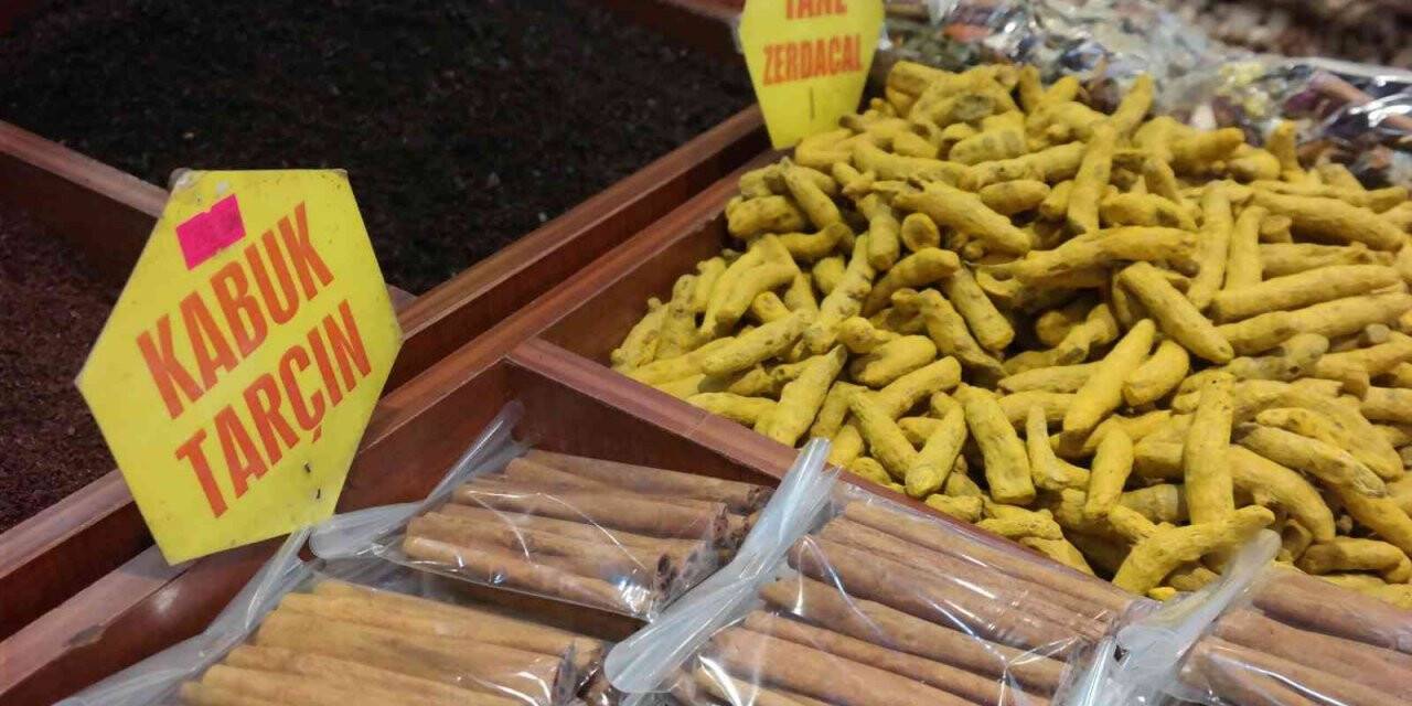 Ürünlerinin yüzde 60’ı ithal olan aktarlarda fiyatlar uçtu