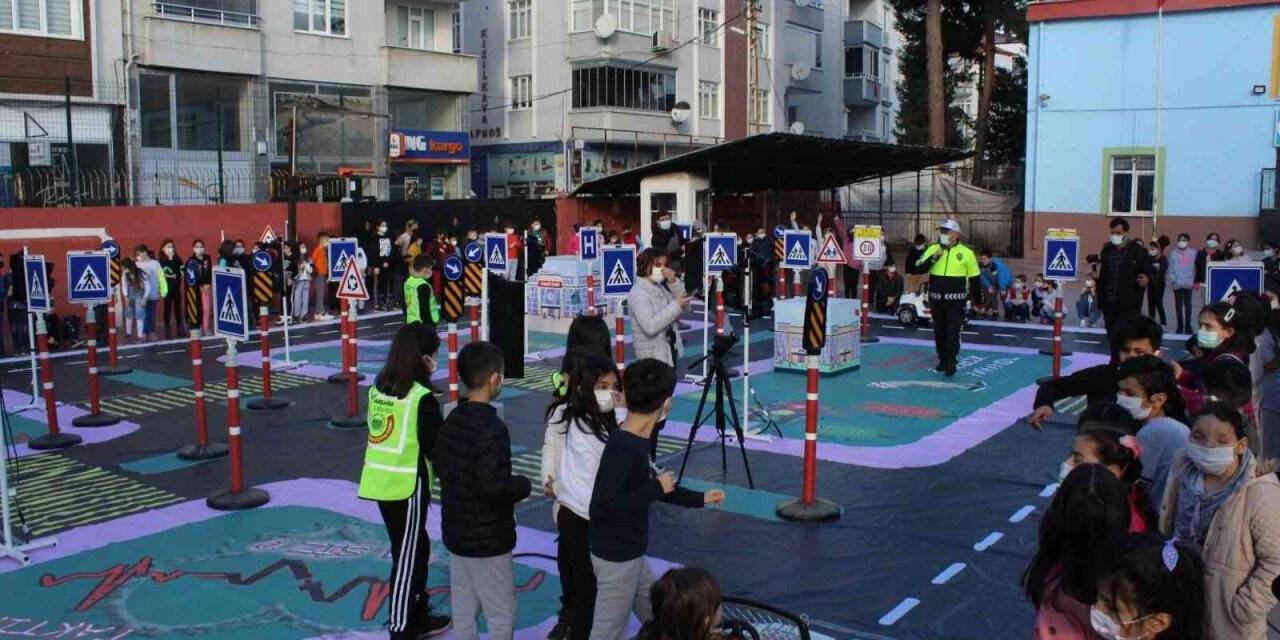 Miniklere trafik eğitimi