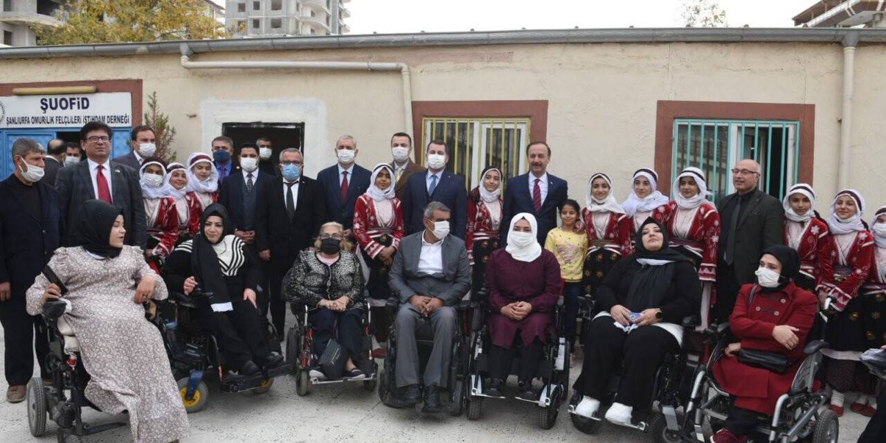 Vali Erin engelli vatandaşlarla bir araya geldi