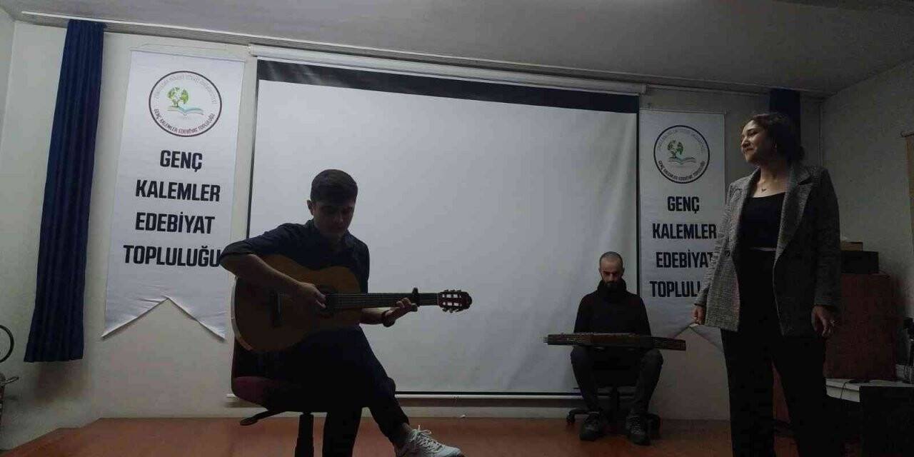 Şair Sezai Karakoç Anısına Şiir dinletisi etkinliği gerçekleştirildi