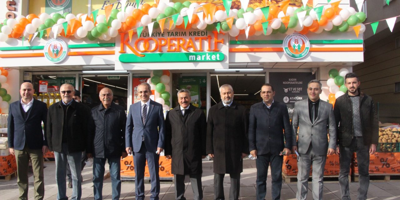 Tarım Kredi Kooperatif Market Seydişehir’de hizmete girdi