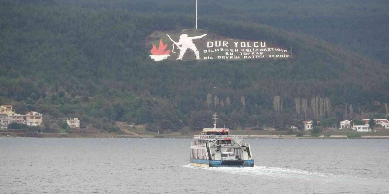 Gökçeada ve Bozcaada’ya bazı feribot seferleri iptal edildi