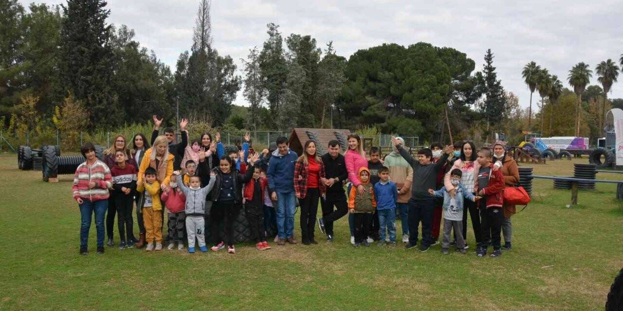 Özel gereksinimli bireyler ve aileleri, gençlik kampında moral buldu