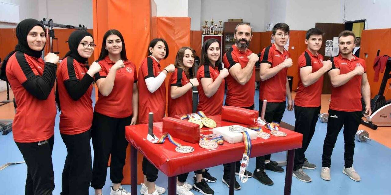 Gümüşhaneli sporcular dünyanın bileğini büküyor