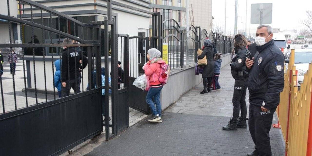 Yurt genelinde eş zamanlı 'Güvenli Eğitim' uygulaması gerçekleştirildi