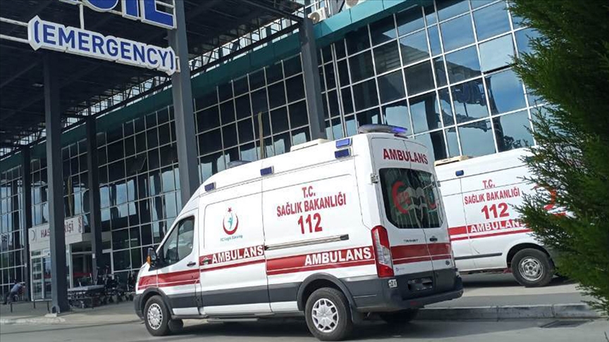 İstanbul Valiliği: Sahte alkol zehirlenmesi nedeniyle şu ana kadar 22 kişi hayatını kaybetti